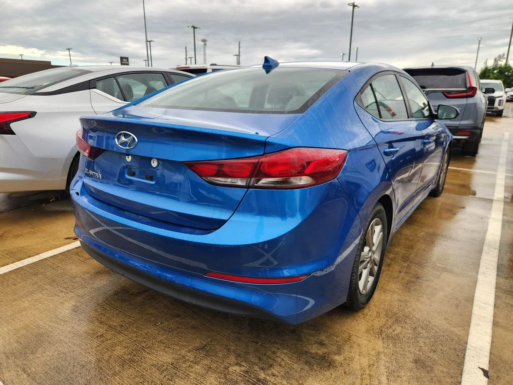 Used 2018 Electric Blue Hyundai Value Edition image 7