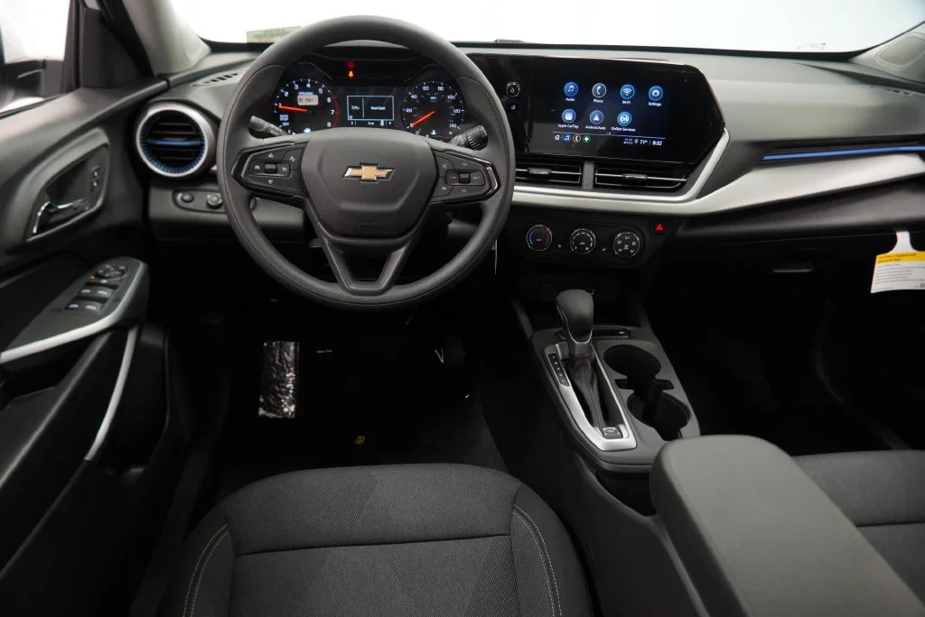 New 2026 Summit White Chevrolet LS image 21