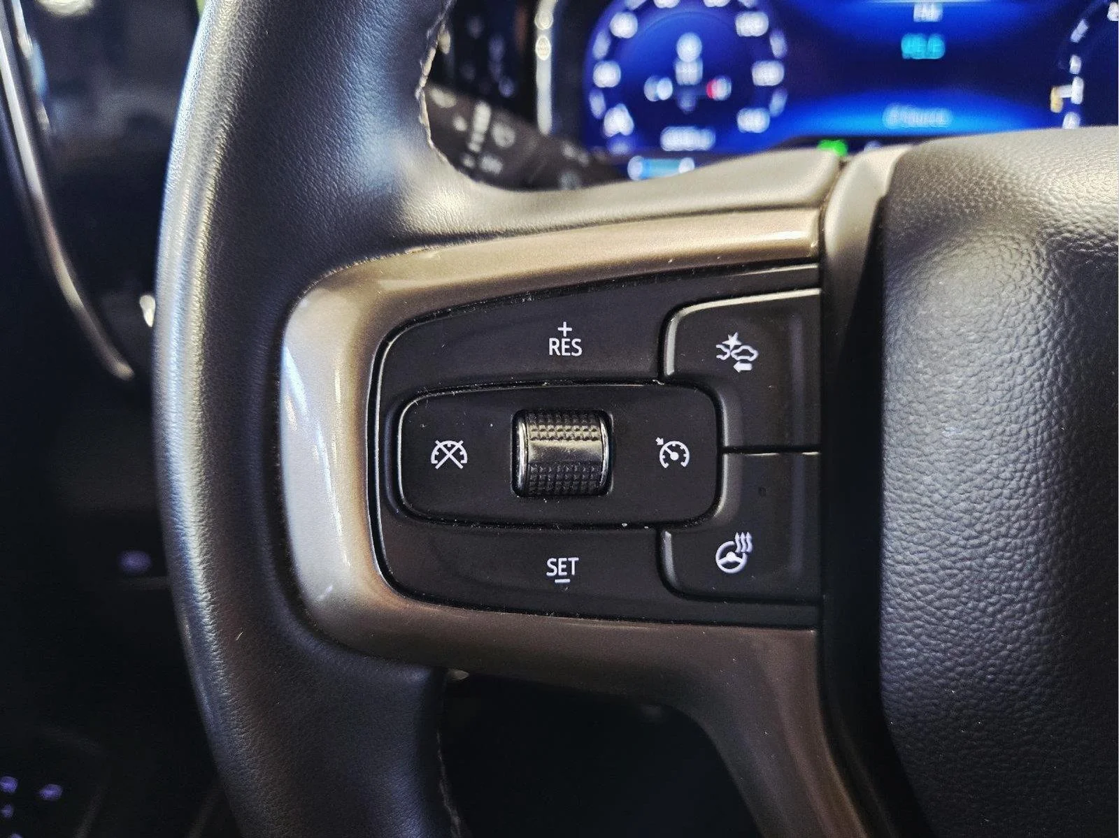 Used 2024 Black Chevrolet High Country image 21