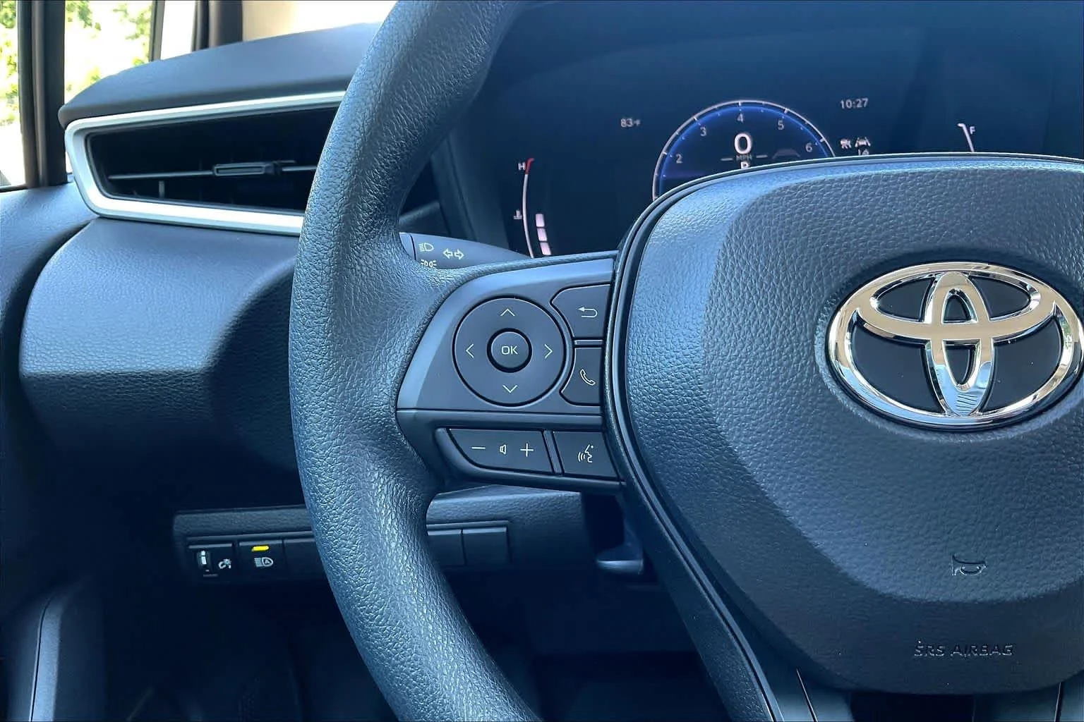 Used 2026 Ice Cap Toyota LE image 23