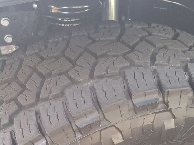 Used 2019 Black Jeep Sport image 11