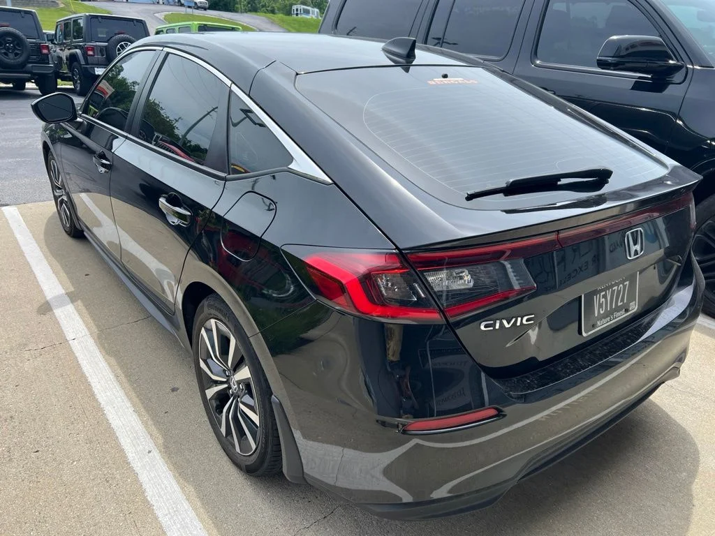 Used 2022  Honda EX-L image 6