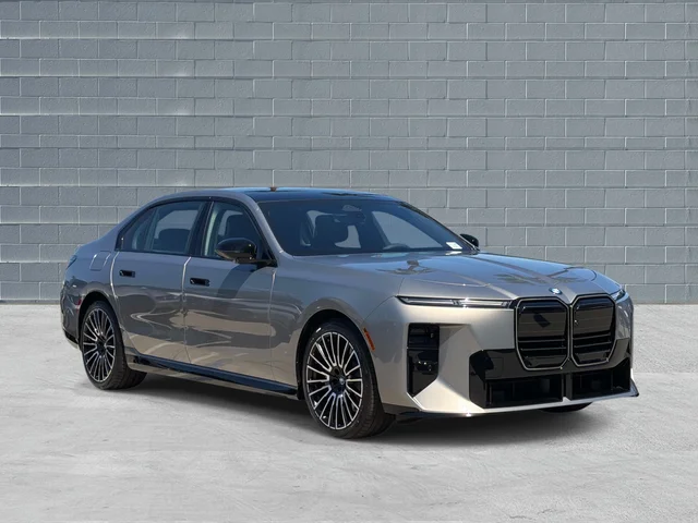 2027 BMW 7 Series 740i