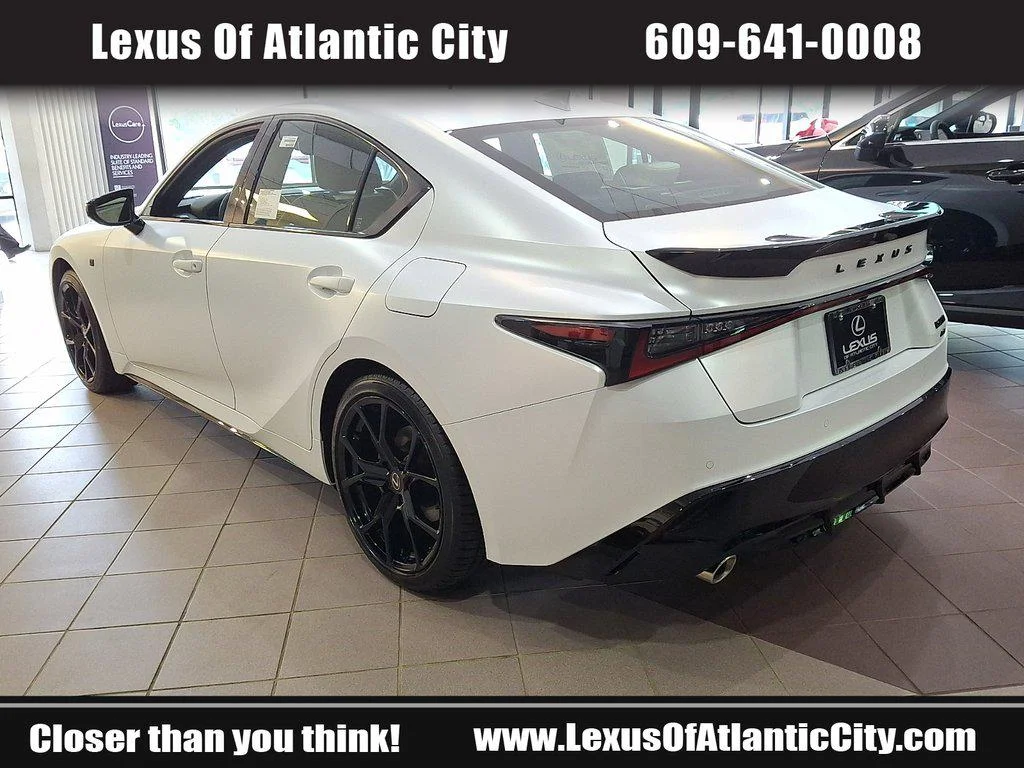 New 2026 HAKUGIN MATTE WHITE Lexus F SPORT AWD image 4