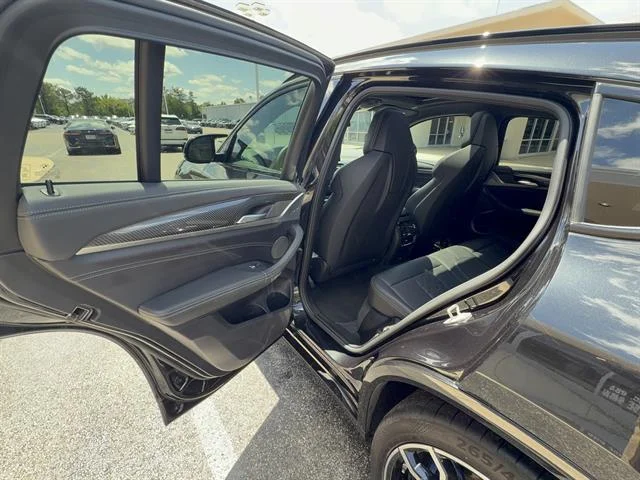 Used 2021 Black Sapphire Metallic BMW Base image 26