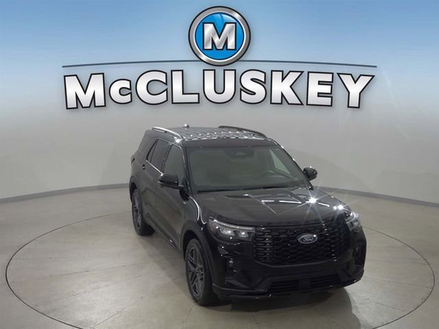 Used 2025 Black Metallic Ford ST-Line image 8