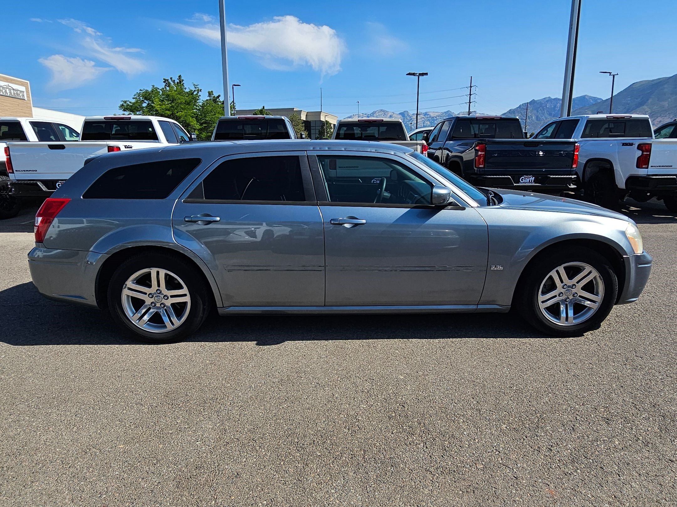 Used 2006 Dodge Magnum SXT with VIN 2D4FV47V86H430175 for sale in American Fork, UT