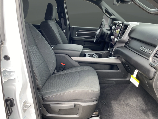 2025 RAM 2500 Big Horn - Photo 33