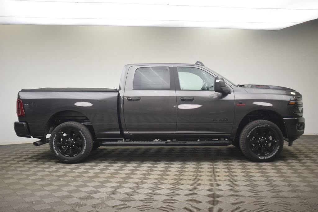 New 2026 Granite Crystal Metallic Clear-Coat Exterior Paint RAM Laramie image 4