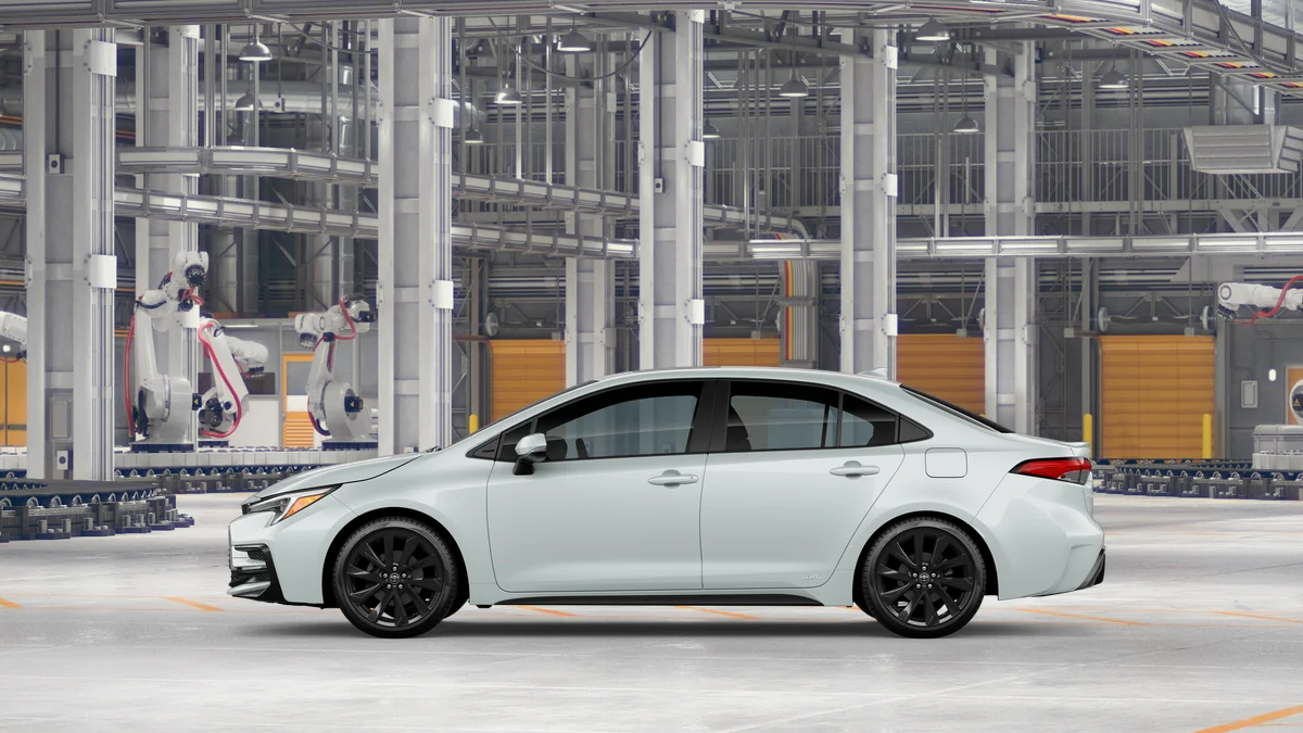 New 2026 Wind Chill Pearl Toyota Hybrid SE image 4