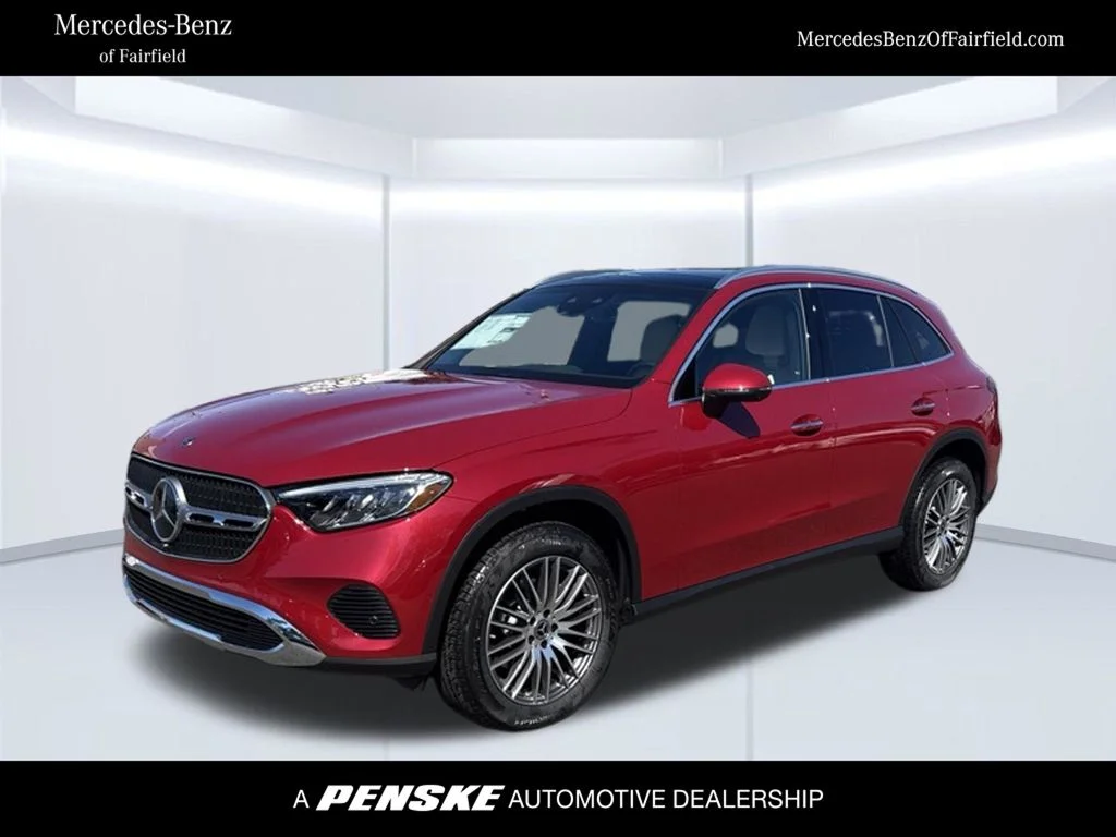 New 2027 MANUFAKTUR Patagonia Red Metallic Mercedes-Benz GLC 300 image 36