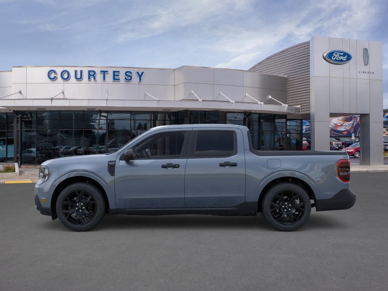 New 2025 Azure Gray Metallic Tri-Coat Ford XLT image 3