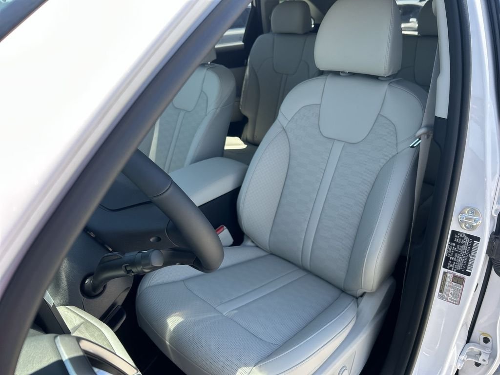 Certified Used 2026 White Kia X-Line EX image 17