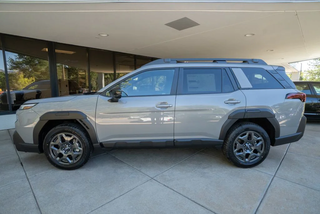 New 2026 RIVER ROCK PEARL Subaru Premium image 4