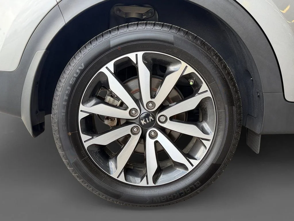 Used 2019 Gray Kia EX image 10