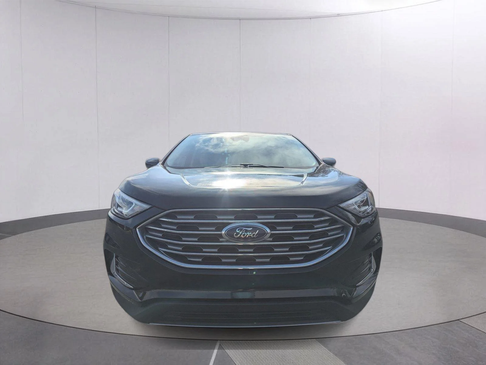 Used 2022 Agate Black Ford SEL image 8