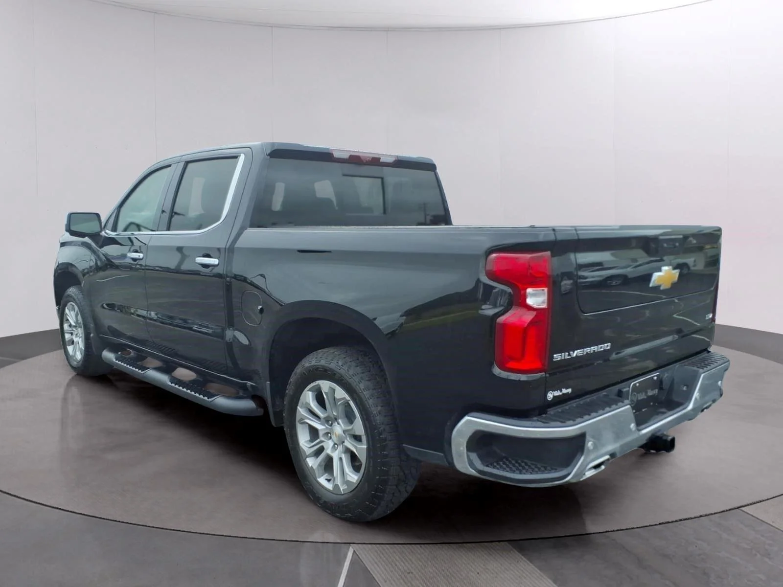 Used 2025 Black Chevrolet LTZ image 3