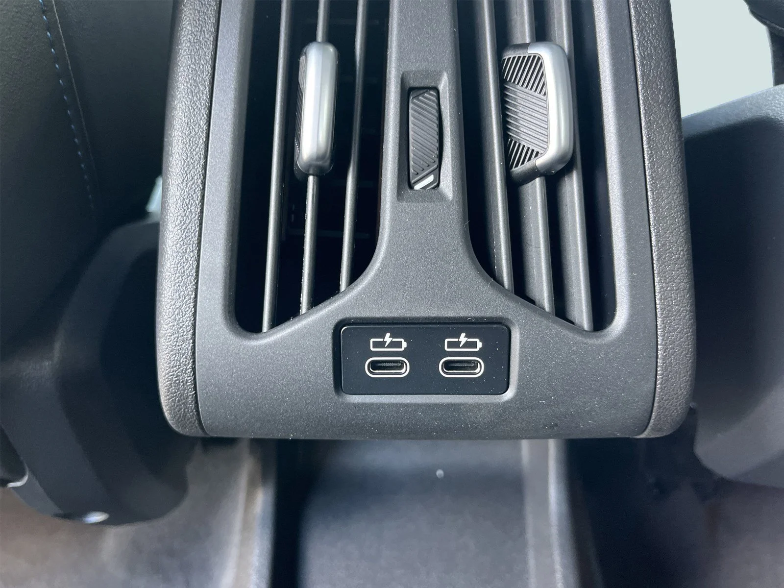 2025 BMW X1 XDrive28i - Photo 22