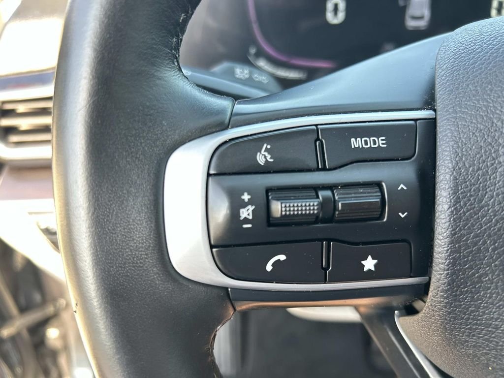 Certified Used 2023 Gray Kia EX image 29
