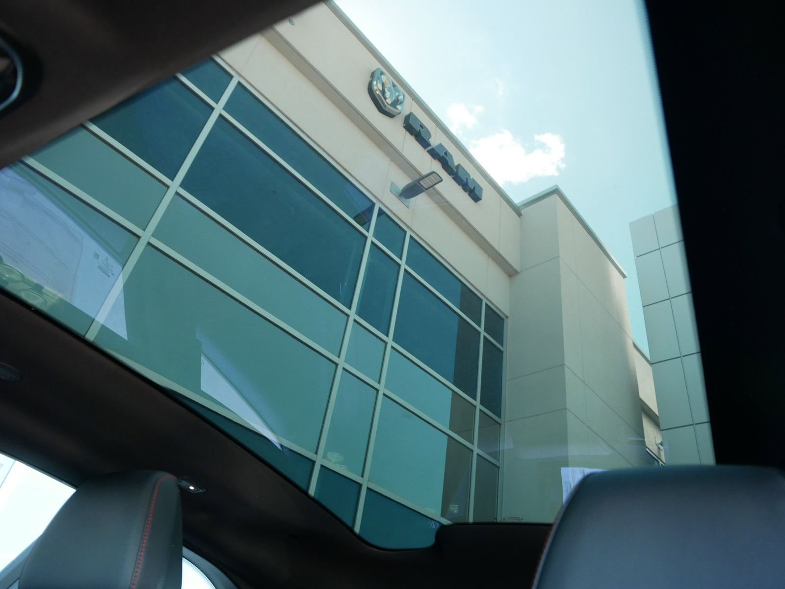 2024 Dodge Charger Daytona R/T - Photo 13