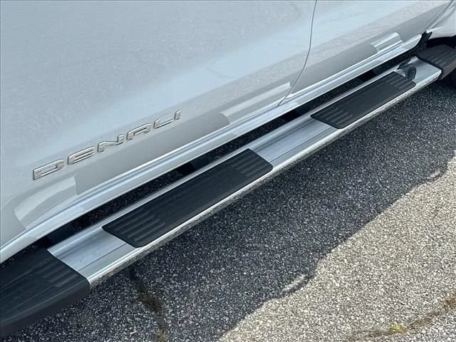 New 2026 Glacier White Tricoat GMC Denali image 19