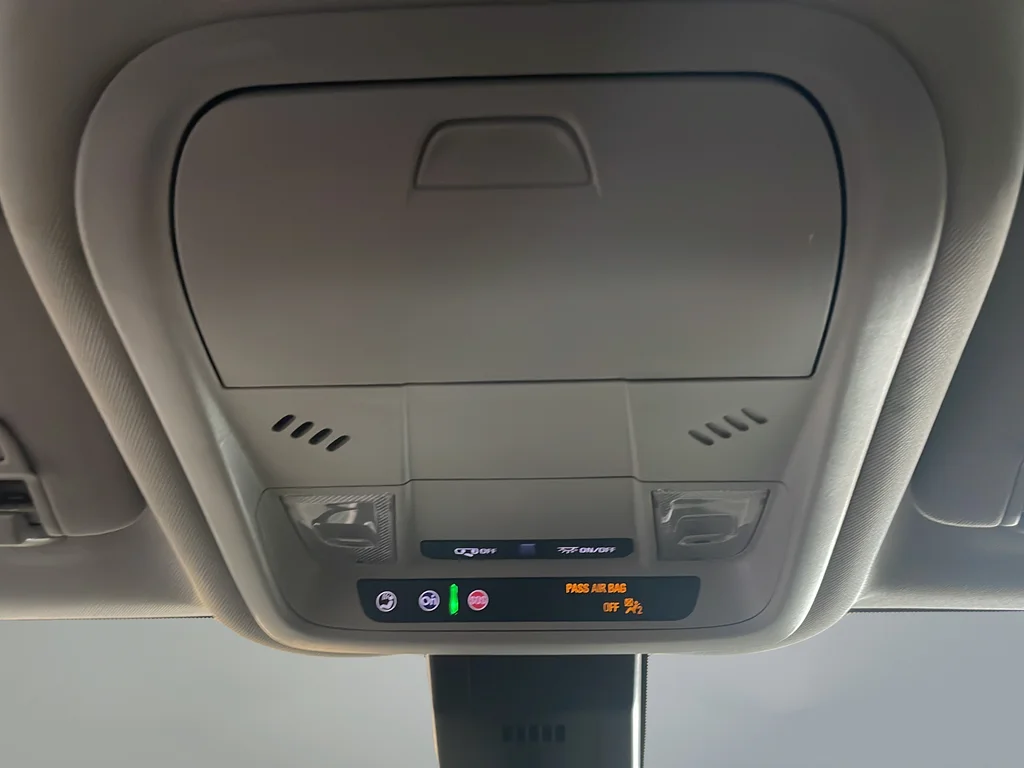 2023 Chevrolet Equinox LT - Photo 36