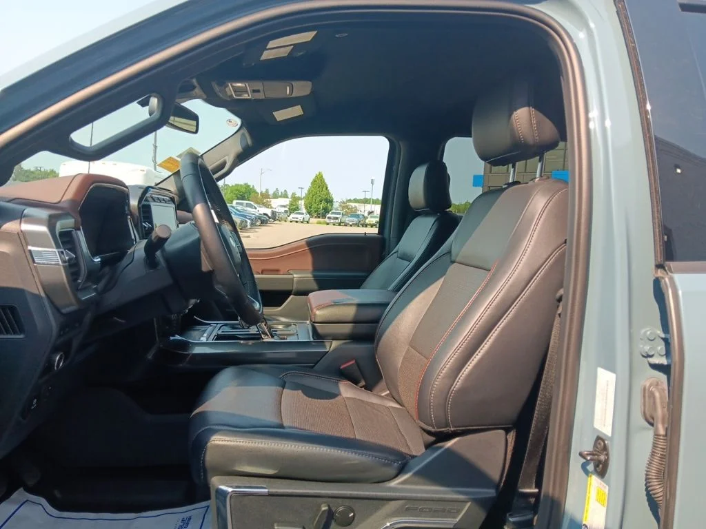 Used 2023 Blue Ford Lariat image 31