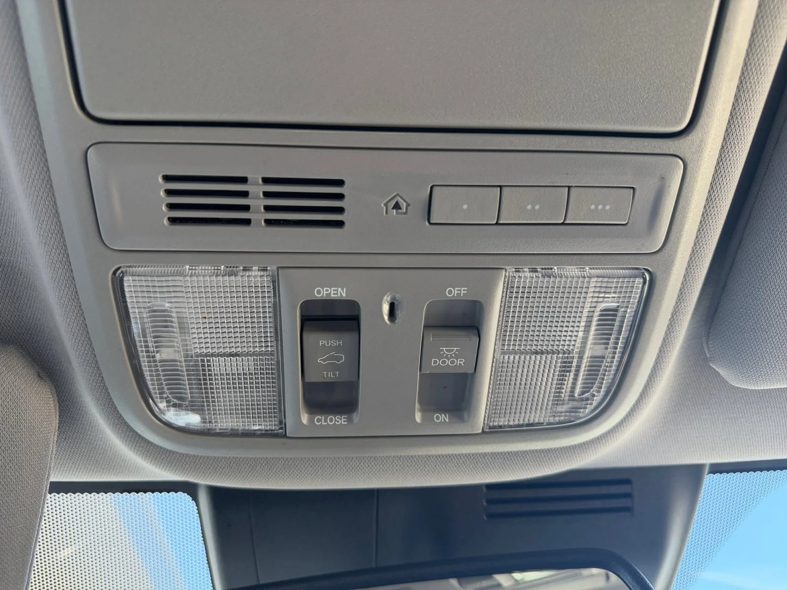 Used 2020 Gray Honda EX-L image 28