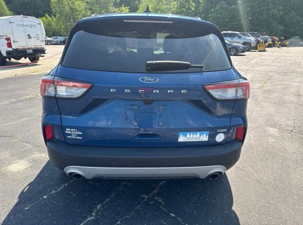Used 2022 Blue Ford SEL image 6