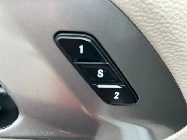 Used 2023 White Chrysler Touring L image 12
