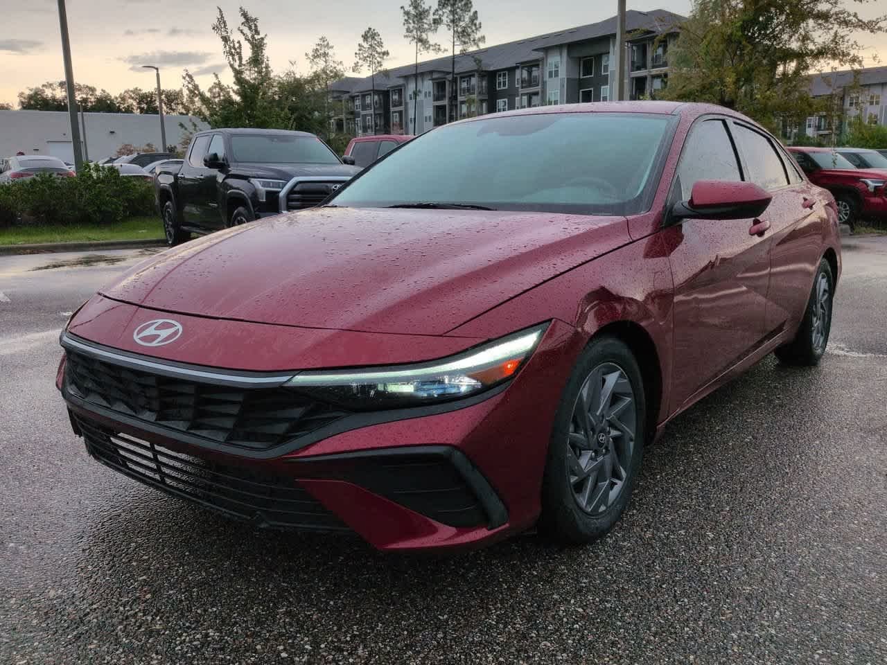Used 2024 Ultimate Red Metallic Hyundai Blue image 2