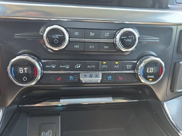 Used 2021 Blue Ford Lariat image 24