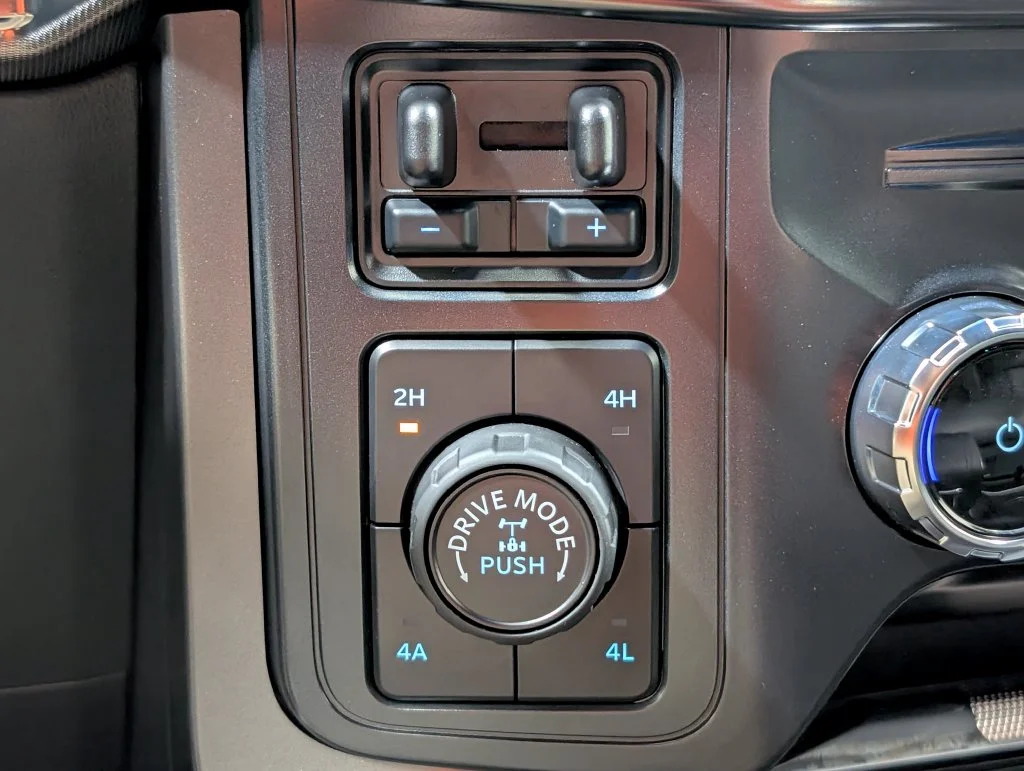 New 2026 Oxford White Ford Lariat® image 8