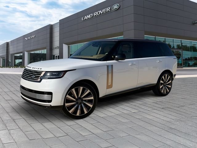 Used 2024 White Land Rover SV image 1