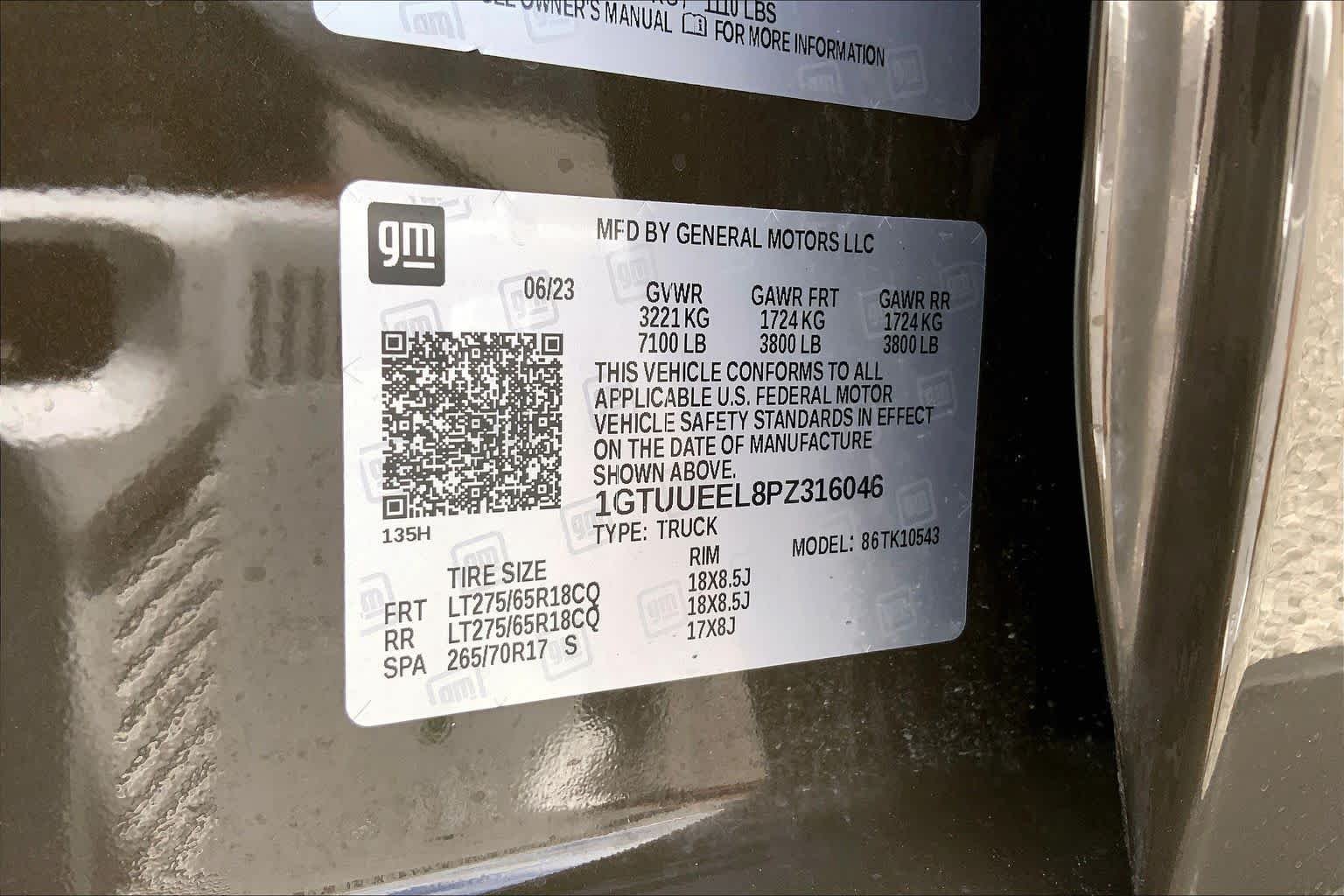 Used 2023 Deep Bronze Metallic GMC AT4 image 36