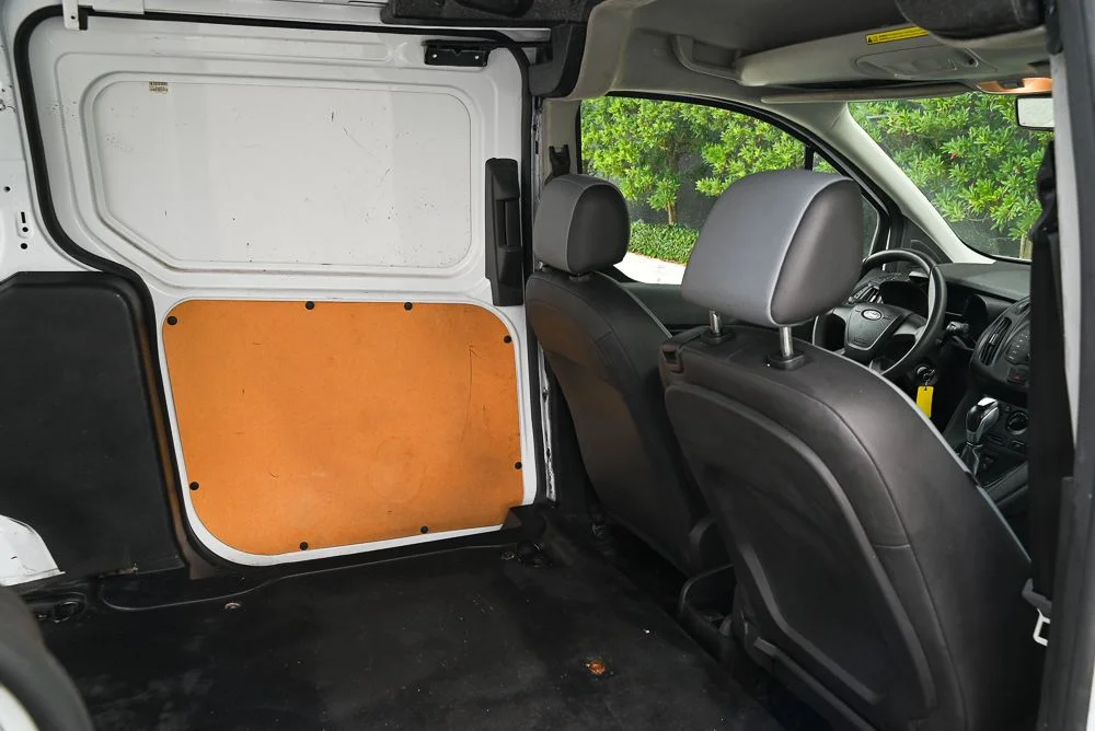 Used 2018 White Ford XL image 16