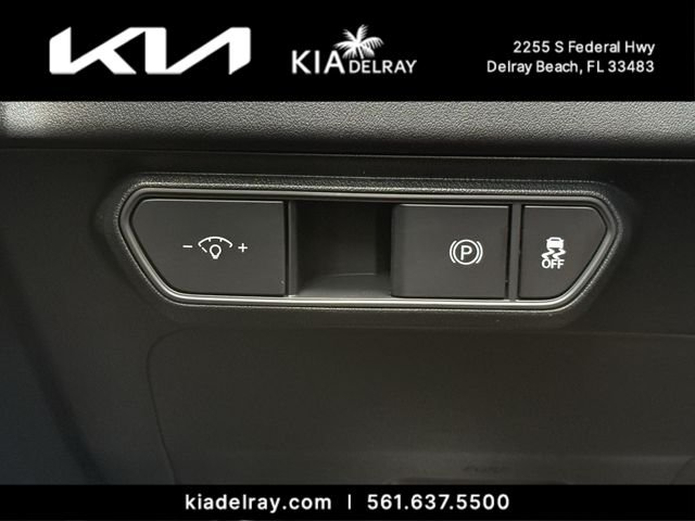 New 2026 Snow White Pearl Kia LX image 23