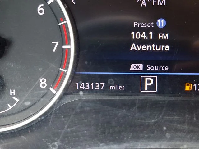 Used 2022 Red Nissan SV image 11