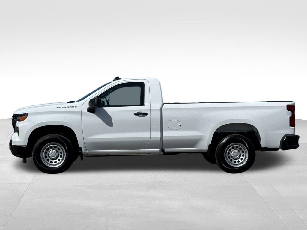 New 2026 Summit White Chevrolet WT image 2