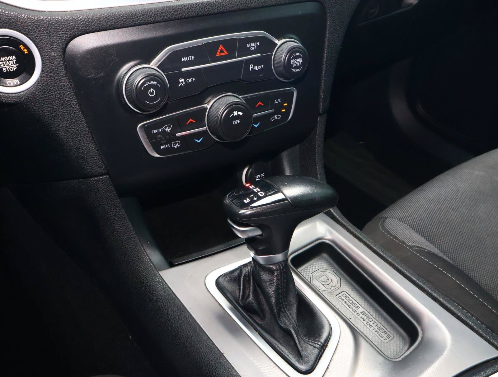 2022 Dodge Charger SXT - Photo 21