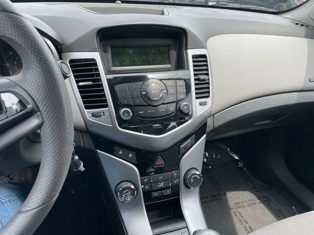 Used 2012 Autumn Metallic Chevrolet LS image 10