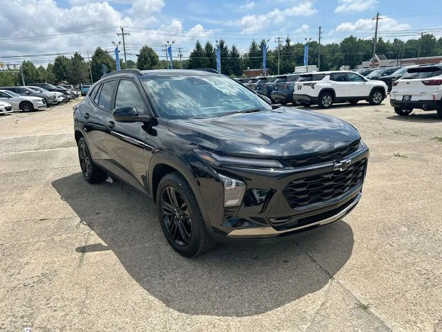 Used 2024 Black Chevrolet ACTIV image 12