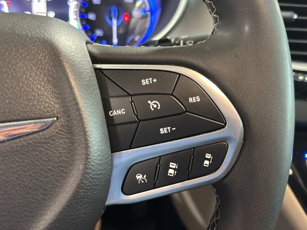 Used 2023 White Chrysler Touring L image 15