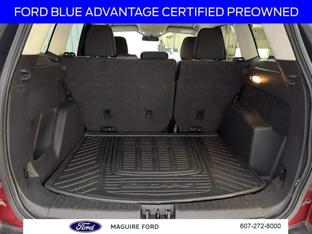 Used 2018 Red Ford SE image 12