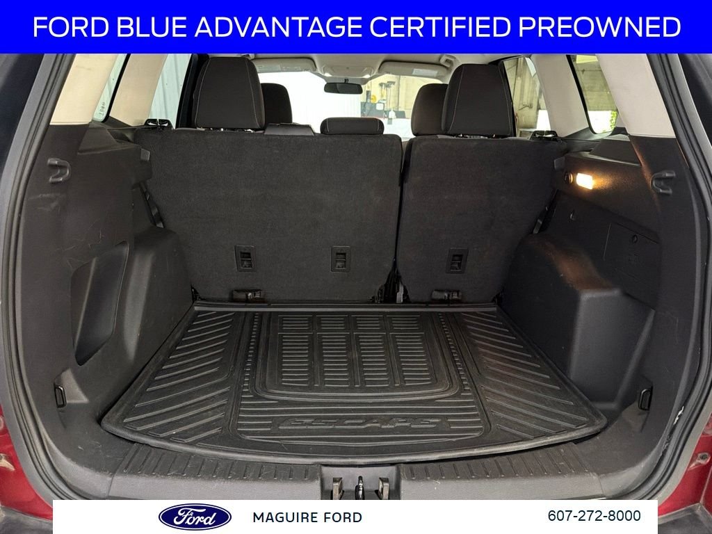 Used 2018 Red Ford SE image 12