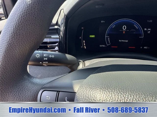 Used 2025 Silver Toyota LE image 29