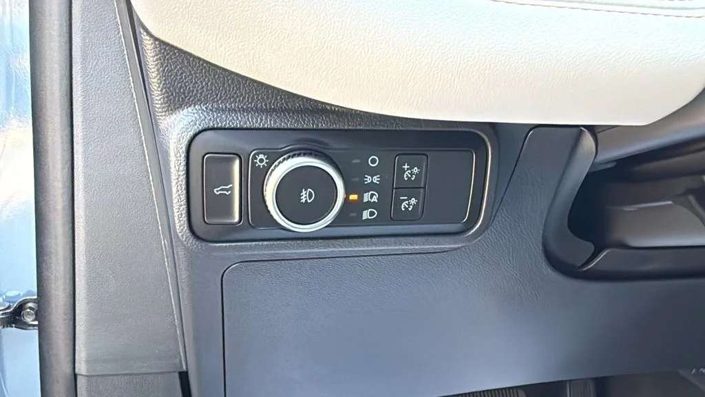 New 2026 Vapor Blue Metallic Ford Active image 19