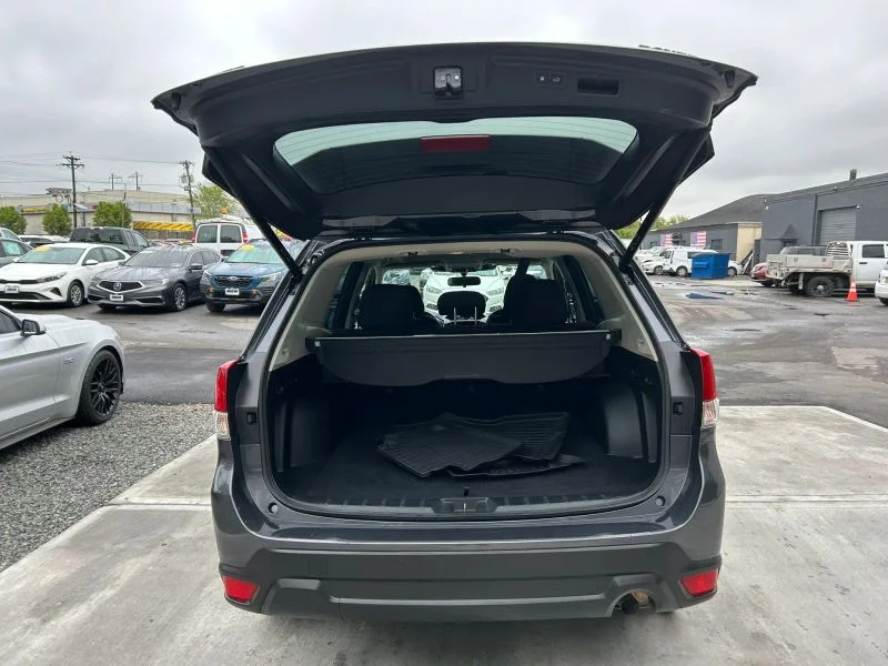 Used 2022 Gray Subaru Premium Sport Utility 4D image 47