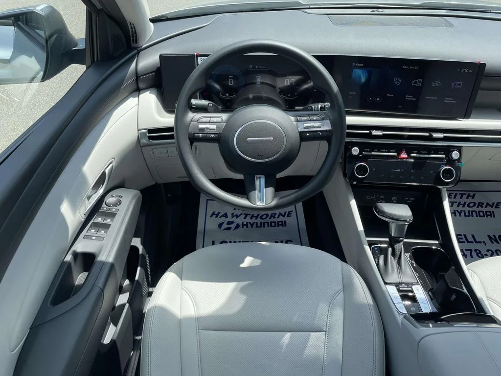New 2026 Silver Hyundai SEL Plus image 13