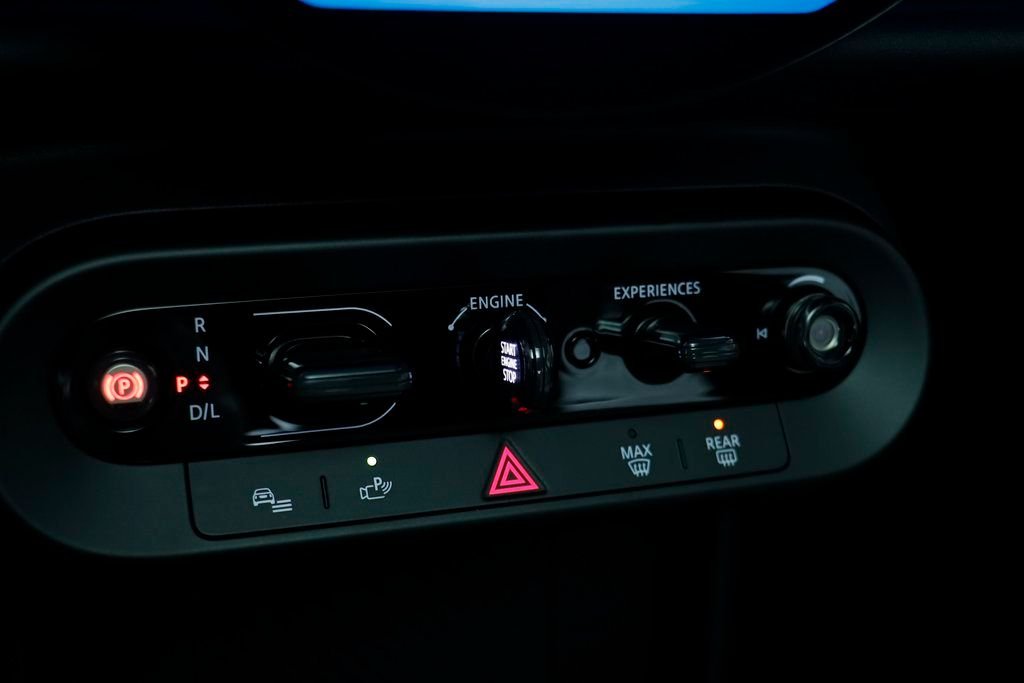 2026 MINI Hardtop 2 Door Oxford Edition - Photo 11
